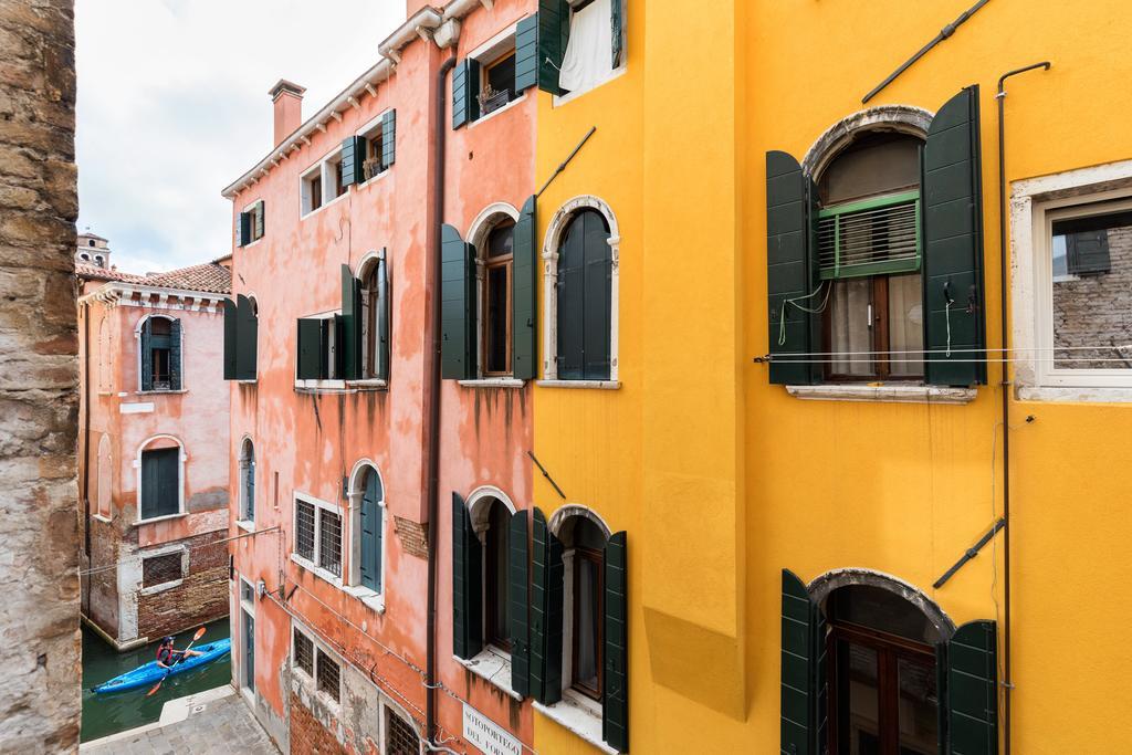 San Polo Near Rialto Fish Market Венеция Екстериор снимка