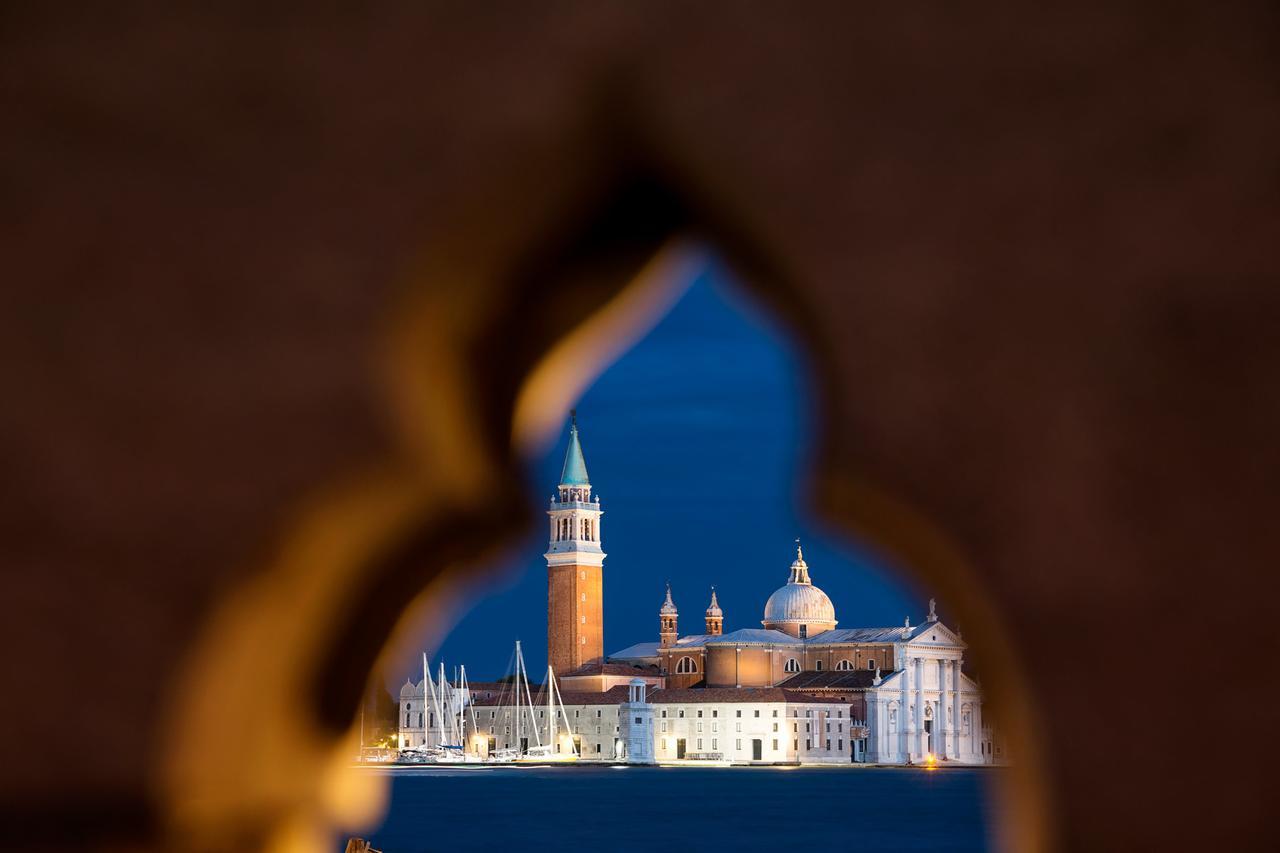 San Polo Near Rialto Fish Market Венеция Екстериор снимка